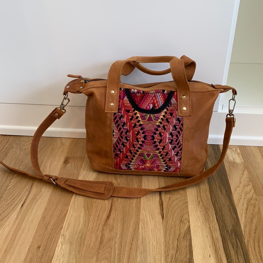 Nena and Co small top handle/crossbody bag